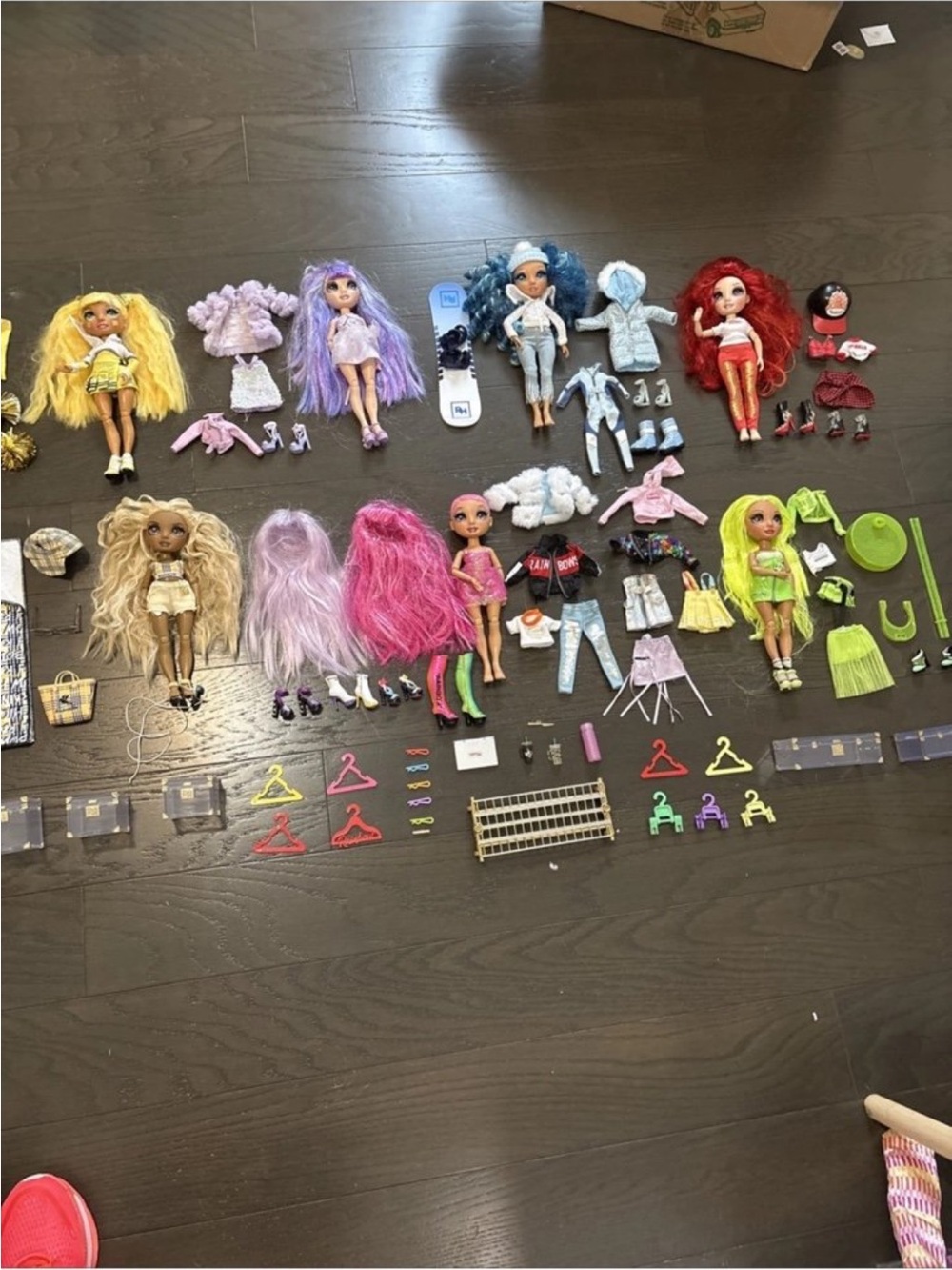 Rainbow Fashion Dolls Set Lot